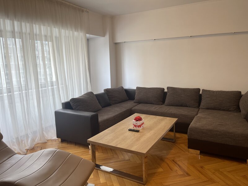 Piata Victoriei, Guvern, Metrou, Contract Anaf